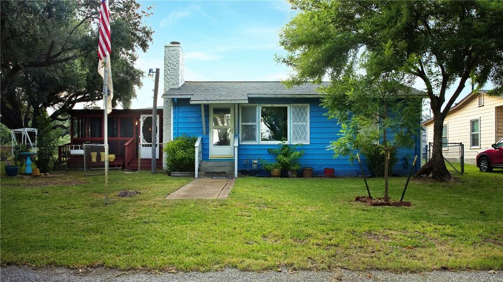 1934 Elizabeth St, Ingleside, TX 78362 — photo 2
