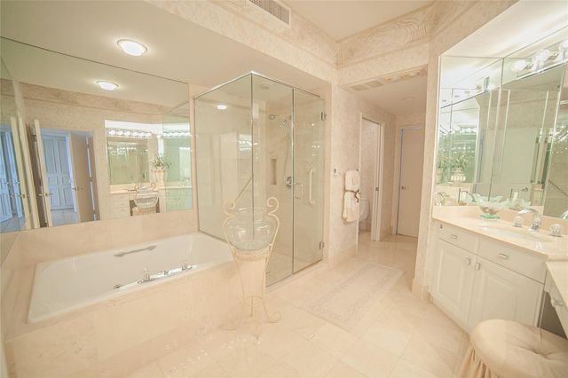 3040 GRAND BAY BOULEVARD 292, Longboat Key, FL 34228