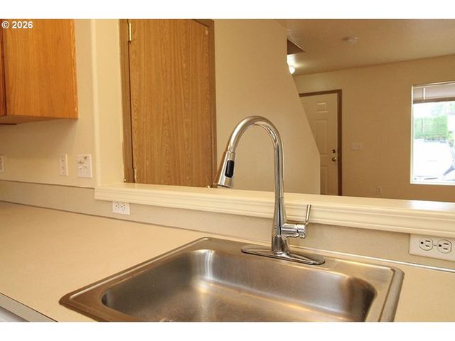 3548 Se 119TH Ave, Portland, OR 97266