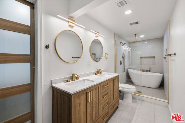 2313 Rynerson Court, Simi Valley, CA 93065