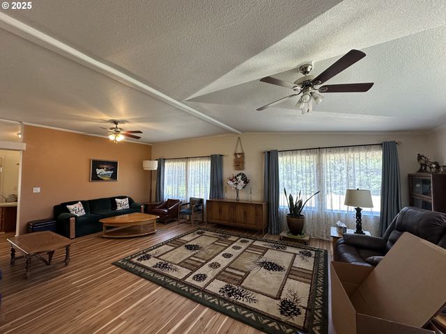 181 VADA St, Carson, WA 98610