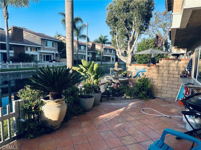 7885 Moonmist, Huntington Beach, CA 92648
