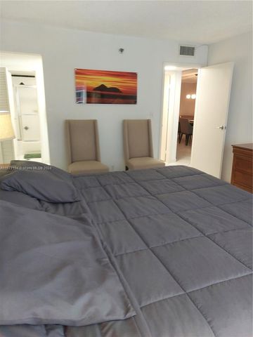 2401 Collins Ave 1107, Miami Beach, FL 33140