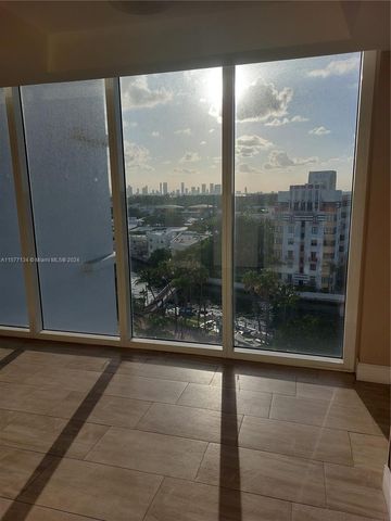 2401 Collins Ave 1107, Miami Beach, FL 33140
