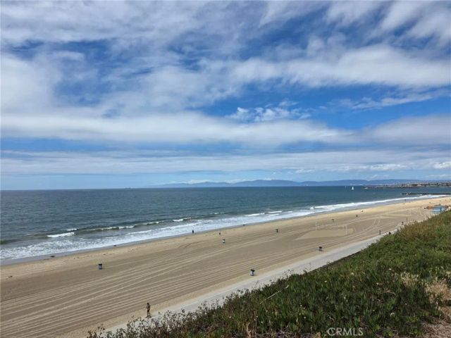 501 Avenue B C, Redondo Beach, CA 90277