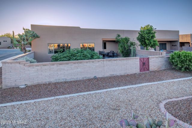 3697 S Paseo De Los Nardos, Green Valley, AZ 85614