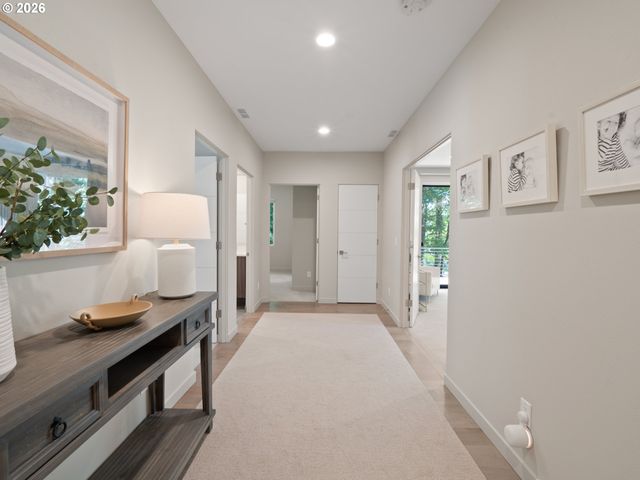 13344 BRIARWOOD Ln, Lake Oswego, OR 97034