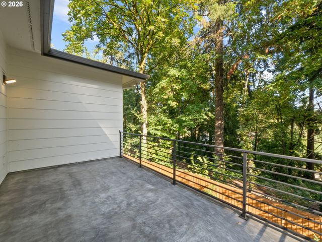 13344 BRIARWOOD Ln, Lake Oswego, OR 97034
