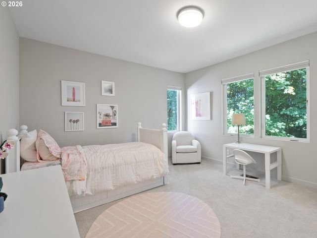 13344 BRIARWOOD Ln, Lake Oswego, OR 97034