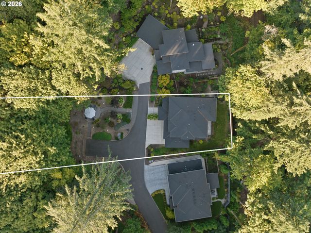 13344 BRIARWOOD Ln, Lake Oswego, OR 97034