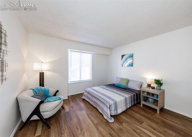 2370 Lexington Village Lane, Colorado Springs, CO 80916