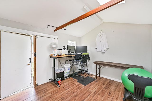 910 Evergreen Drive, Friendswood, TX 77546