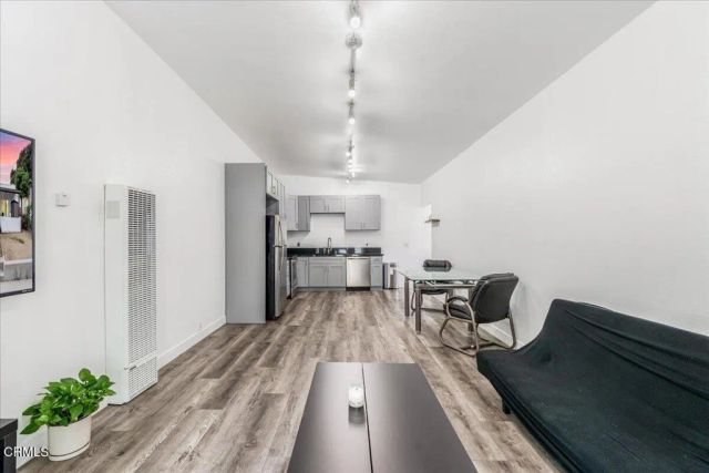 1155 Richmond Road, Santa Paula, CA 93060