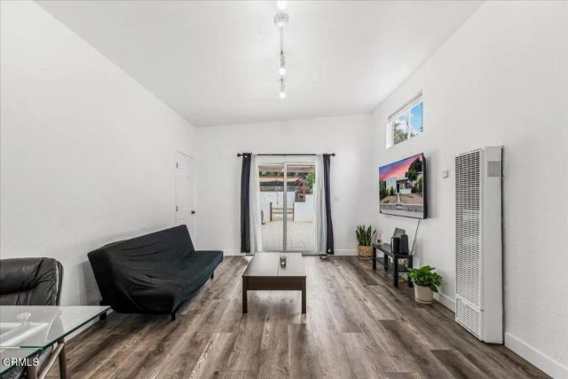 1155 Richmond Road, Santa Paula, CA 93060