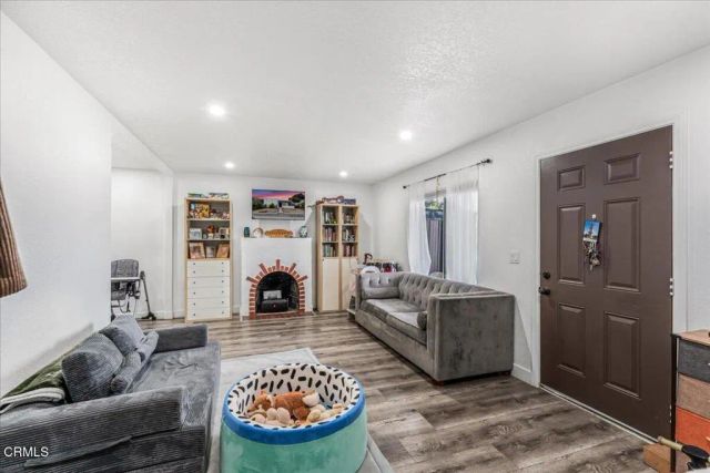 1155 Richmond Road, Santa Paula, CA 93060