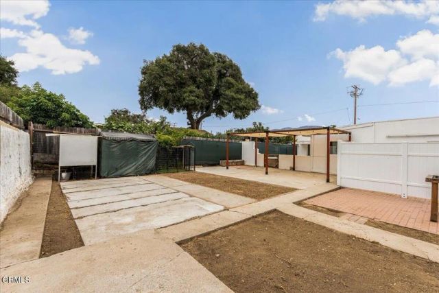 1155 Richmond Road, Santa Paula, CA 93060