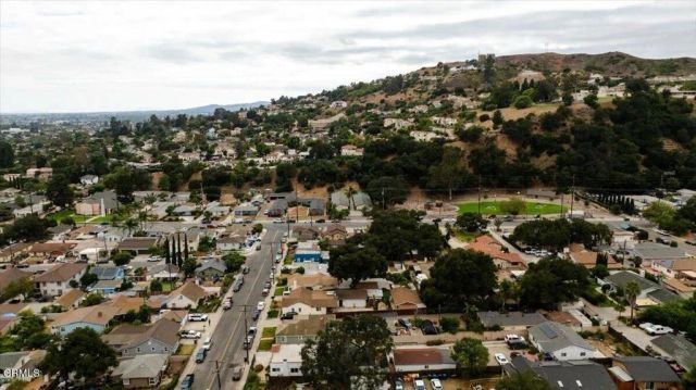 1155 Richmond Road, Santa Paula, CA 93060