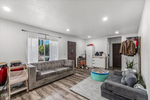 1155 Richmond Road, Santa Paula, CA 93060
