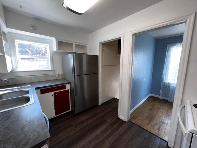 1406 E Rockwell Ave, Spokane, WA 99207