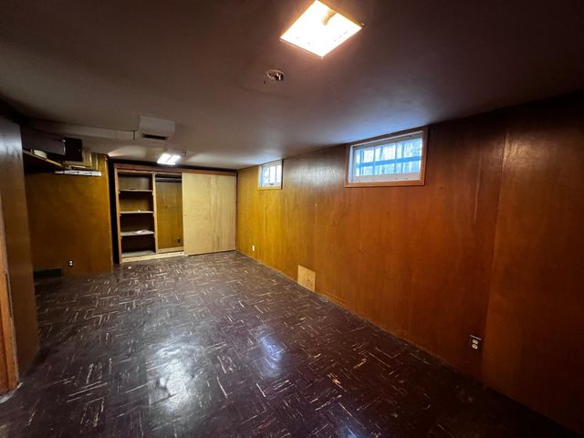 1406 E Rockwell Ave, Spokane, WA 99207