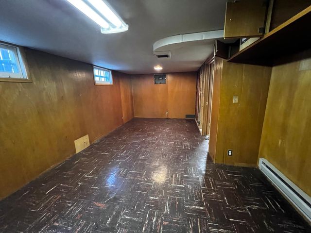 1406 E Rockwell Ave, Spokane, WA 99207