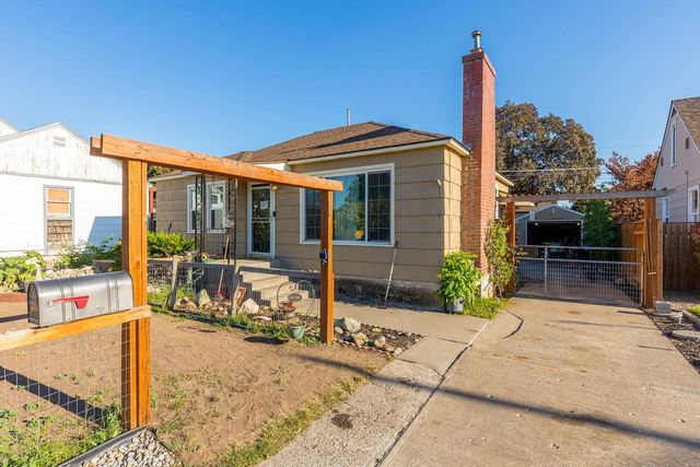 1406 E Rockwell Ave, Spokane, WA 99207