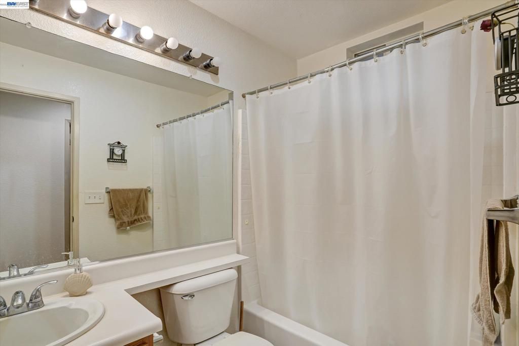 Image 25 of property listing at 218 Christensen Ave, Salinas, CA 93906