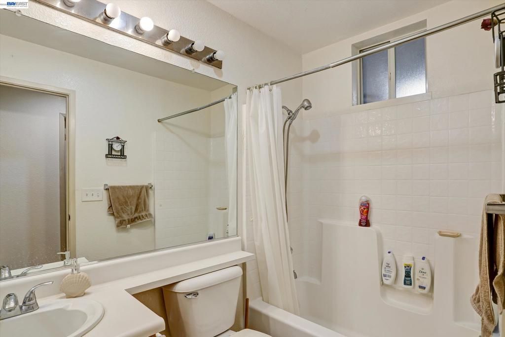 Image 26 of property listing at 218 Christensen Ave, Salinas, CA 93906