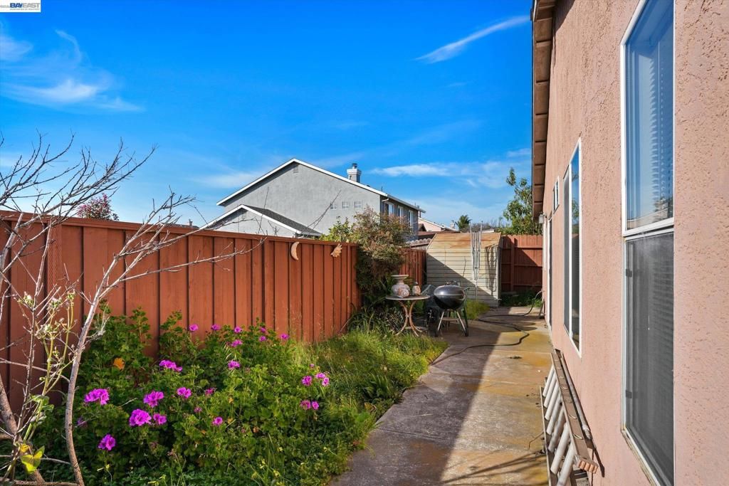 Image 6 of property listing at 218 Christensen Ave, Salinas, CA 93906