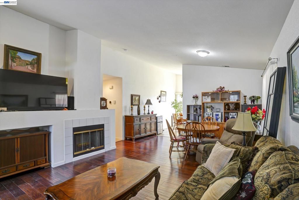 Image 8 of property listing at 218 Christensen Ave, Salinas, CA 93906