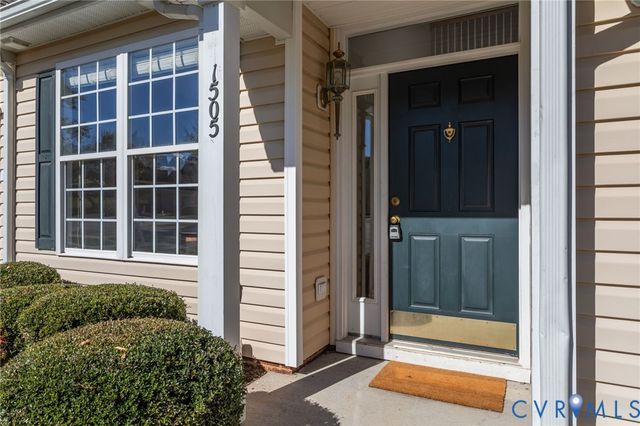 1505 Providence Knoll Dr, Chesterfield, VA 23236