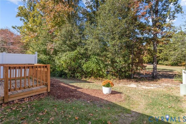 1505 Providence Knoll Dr, Chesterfield, VA 23236