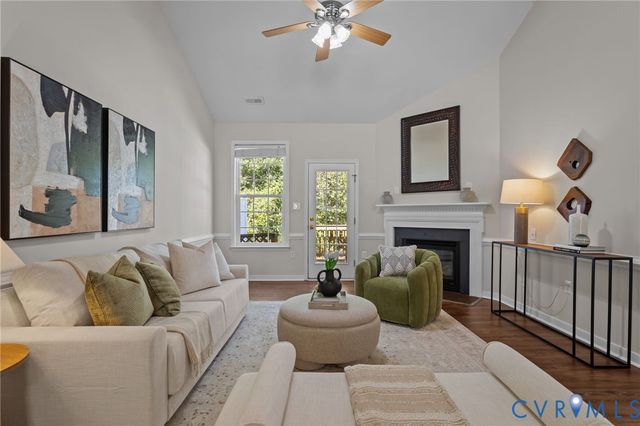 1505 Providence Knoll Dr, Chesterfield, VA 23236