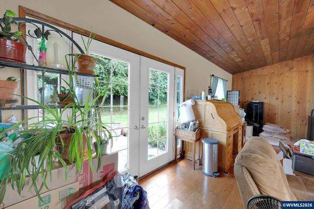 26257 Old Holley Rd, Sweet Home, OR 97386