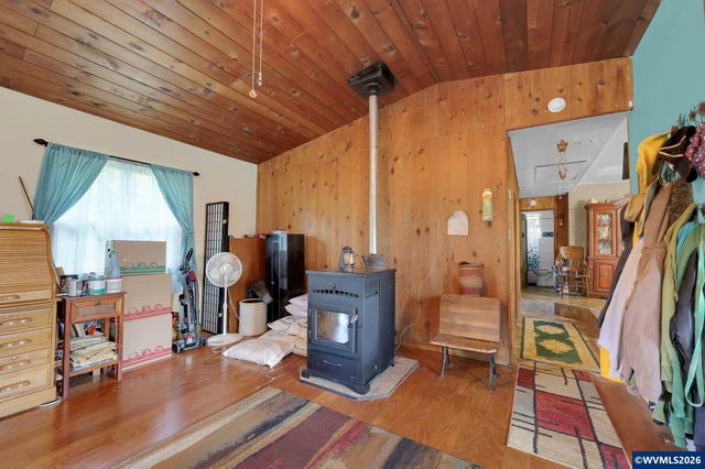 26257 Old Holley Rd, Sweet Home, OR 97386