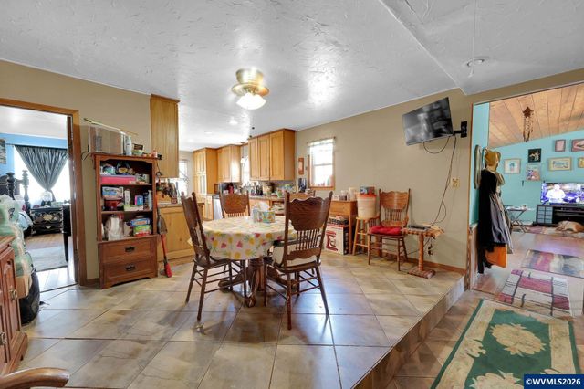 26257 Old Holley Rd, Sweet Home, OR 97386