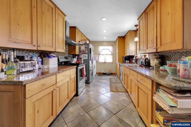 26257 Old Holley Rd, Sweet Home, OR 97386