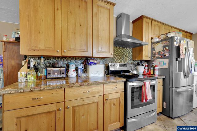 26257 Old Holley Rd, Sweet Home, OR 97386