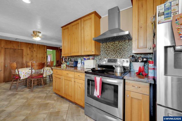 26257 Old Holley Rd, Sweet Home, OR 97386