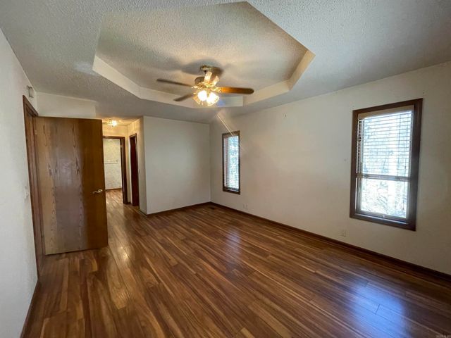 81 Pintuerero Way, Hot Springs Village, AR 71909