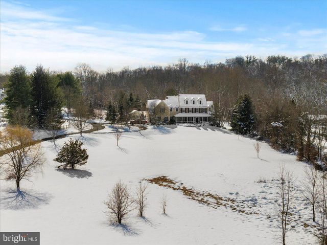 1568 SACKETTSFORD RD, Ivyland, PA 18974