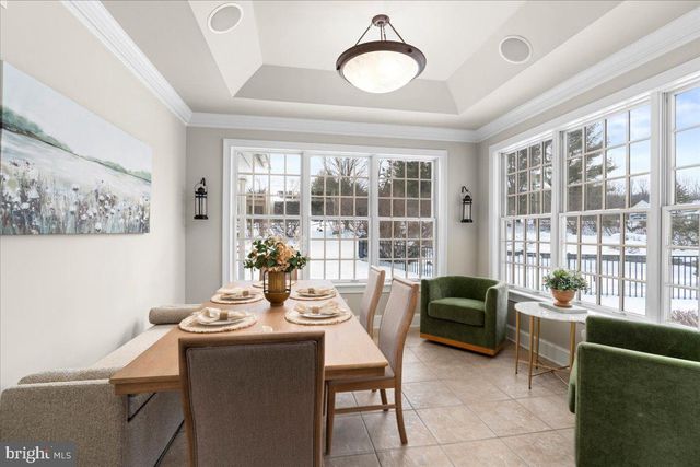 1568 SACKETTSFORD RD, Ivyland, PA 18974