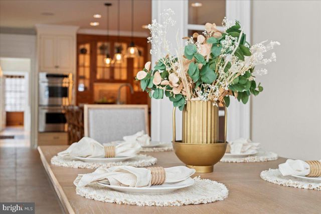 1568 SACKETTSFORD RD, Ivyland, PA 18974