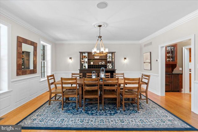 1568 SACKETTSFORD RD, Ivyland, PA 18974