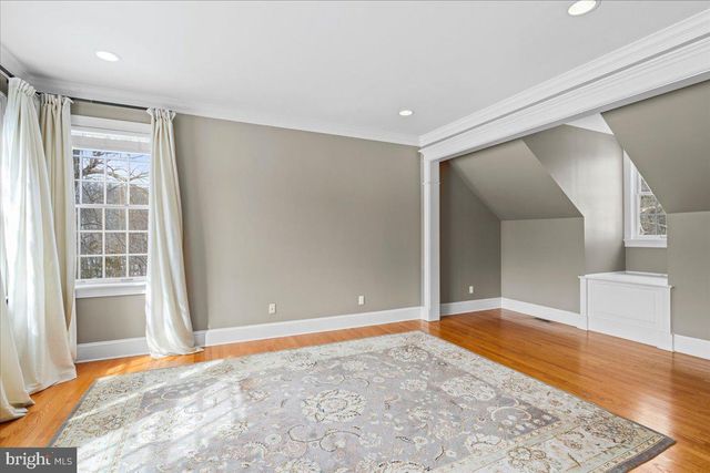 1568 SACKETTSFORD RD, Ivyland, PA 18974