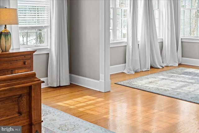 1568 SACKETTSFORD RD, Ivyland, PA 18974