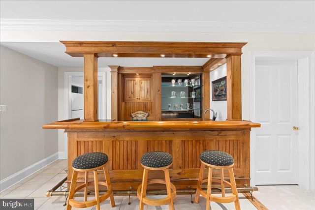 1568 SACKETTSFORD RD, Ivyland, PA 18974