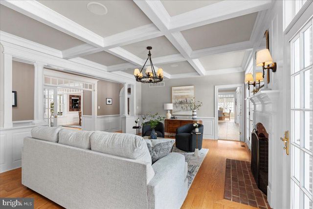 1568 SACKETTSFORD RD, Ivyland, PA 18974