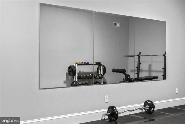 1568 SACKETTSFORD RD, Ivyland, PA 18974