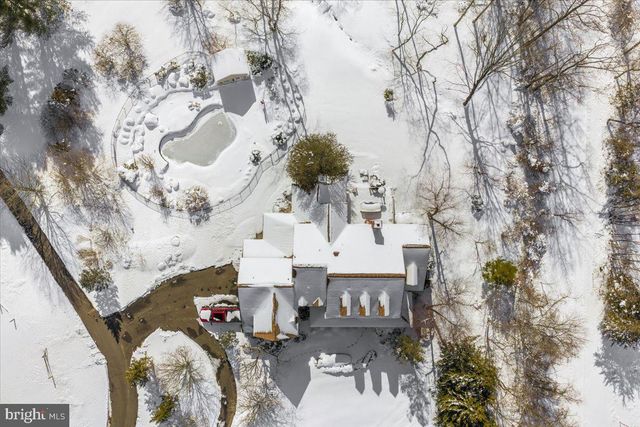 1568 SACKETTSFORD RD, Ivyland, PA 18974